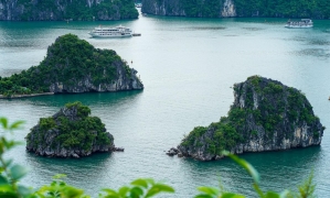 Halong & Ninh Binh Heritage Escape 3 Days/ 2 Nights