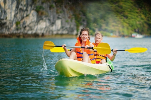 Halong Bay - Cat Ba Island 3 Days 2 Nights (1 Night on Cruise, 1 Night in Hotel)
