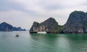 Halong Bay 3 Days/ 2 Nights on Boat (Full Kayak)
